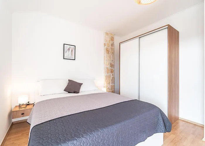 Beautiful In With Wifi *