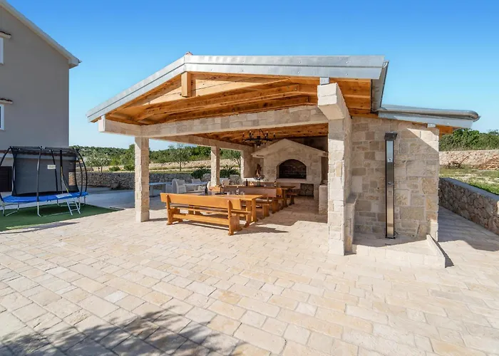 Σπίτι διακοπών Beautiful In With Wifi Slivnica